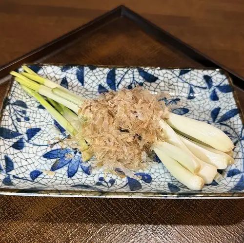 Lightly pickled Okinawan shallots