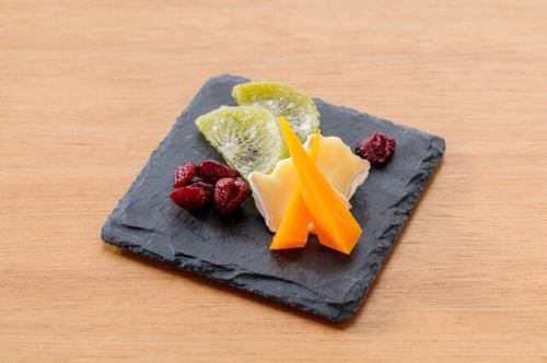 Dried fruit and cheese platter