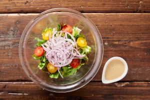 Salad with Awaji Island onion dressing