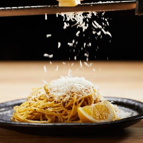 アンチョビと檸檬バターのパスタ