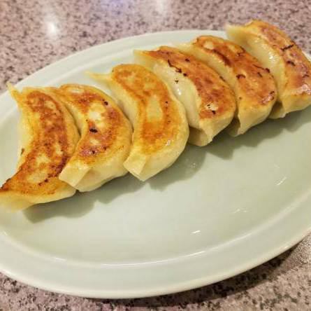 Our store's top pick: Crispy on the outside and juicy on the inside! "Handmade Gyoza"
