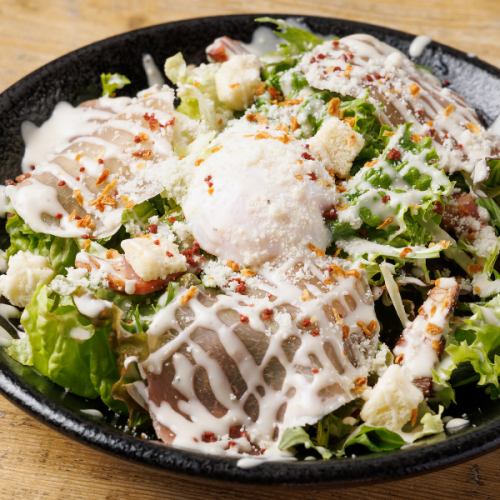 温泉卵のシーザーサラダ