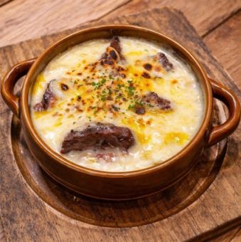 牛タンチーズドリア