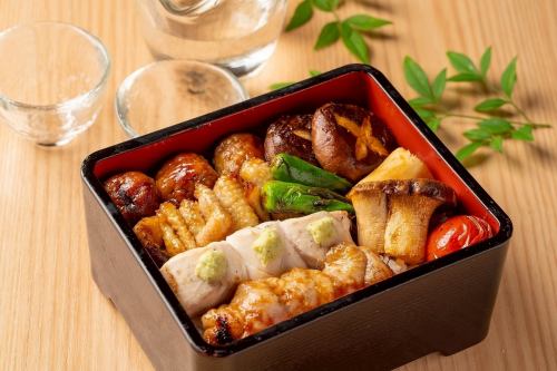 当店名物！地鶏を贅沢に使用した鶏料理の数々