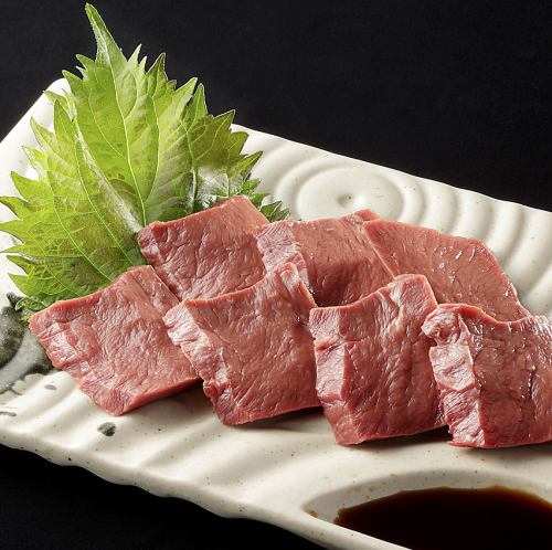 黒毛和牛炙りハツ刺し