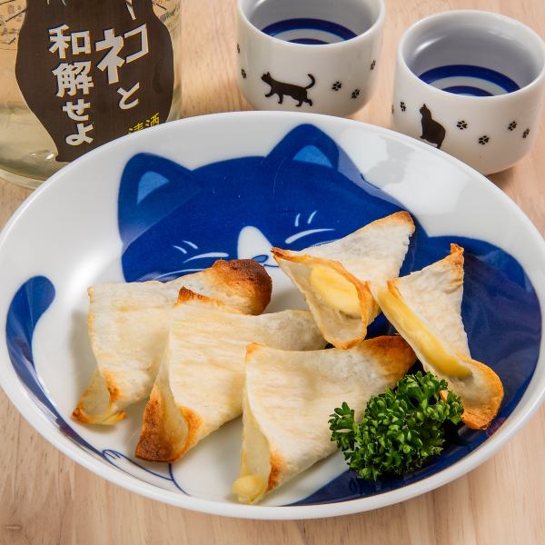 【用鳕鱼糊制成的薄片包裹奶酪！】香脆烤卡门贝奶酪
