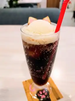 콜라 플로트