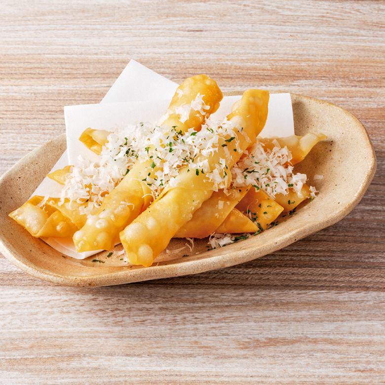 チーズカリカリ揚げ/鯨の梅水晶/子持ちししゃも(樺太ししゃも)　各