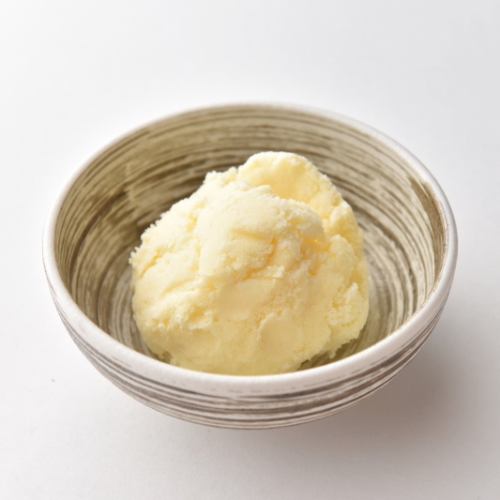 Vanilla Ice Cream/Mango Vanilla/Raspberry Vanilla