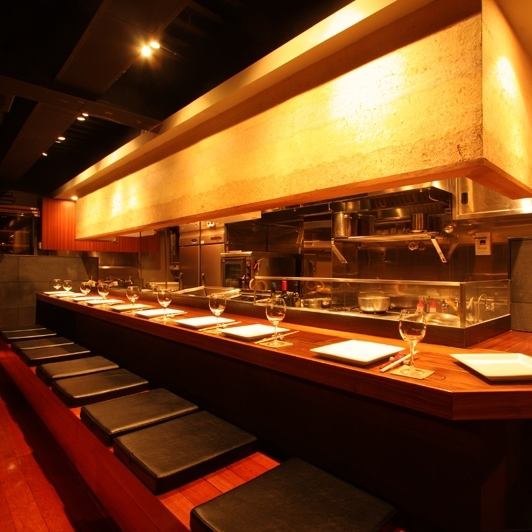 Enjoy a luxurious night with seasonal ingredients and famous sake from each region ... ♪