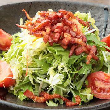 Crispy bacon salad