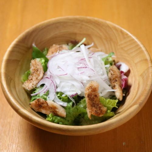 jerky chicken and onion salad