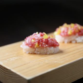 ≪Roasted Wagyu Beef Sushi≫ Torotaku