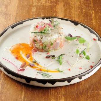 ＜お刺身でも食べられる鶏を使った＞名物 鶏前菜３種