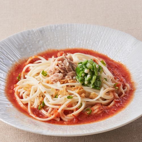 赤いトマトそうめん