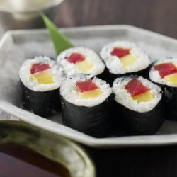 Tuna and taku roll