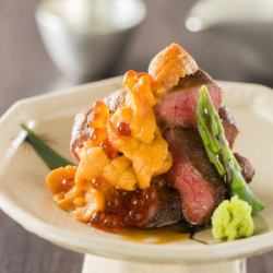 Thick-sliced beef tongue and sea urchin sea urchin