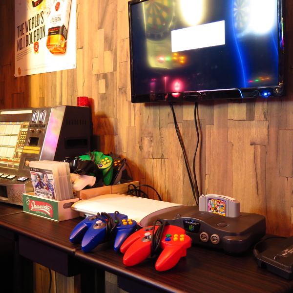 ダーツの他にゲームやカラオケもあって、2次会向けにピッタリなグッズを取り揃え♪
