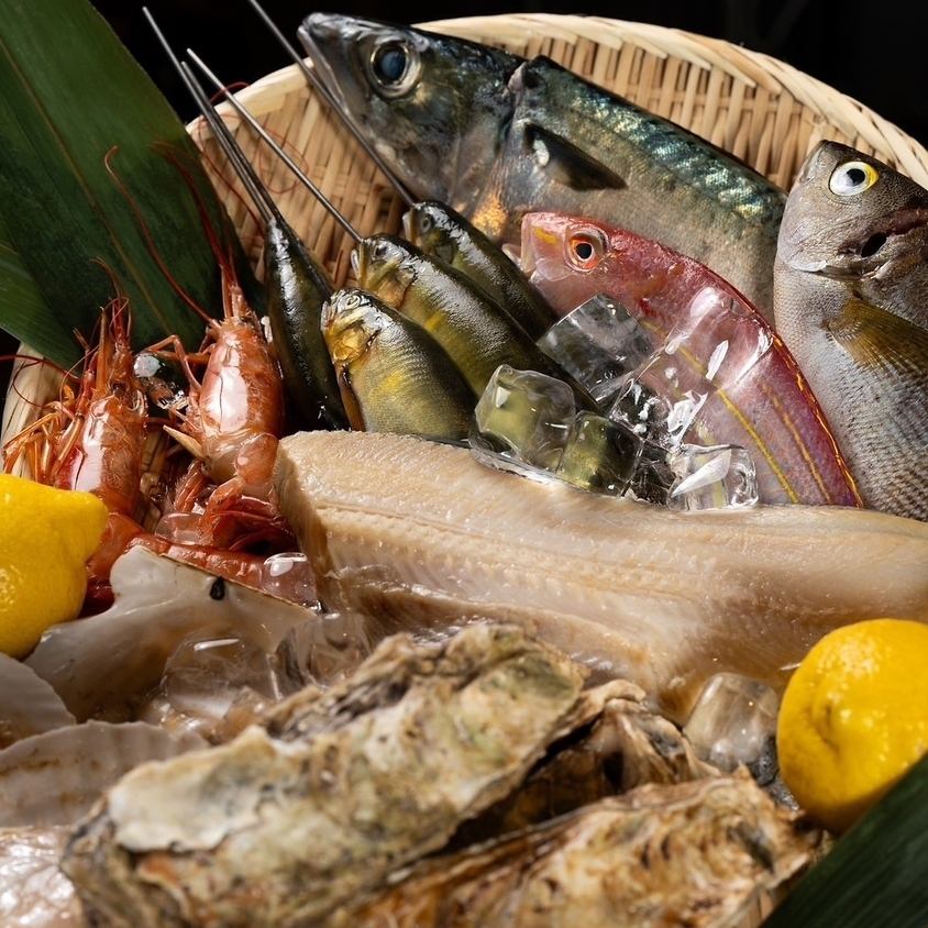 当日の朝に大阪市場で厳選した最高品質の鮮魚を使用しています！