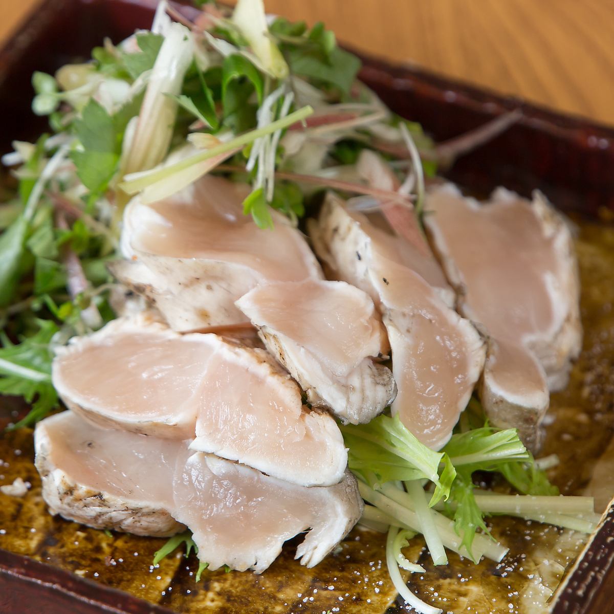 炭焼き肉×激安ドリンクで通いたくなる一軒