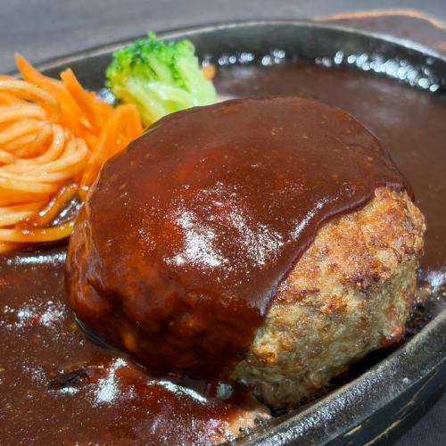 十勝若牛x桃花豚 鉄板ハンバーグ