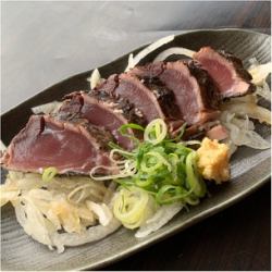 Sukumo, Kochi Prefecture: Straw-grilled bonito