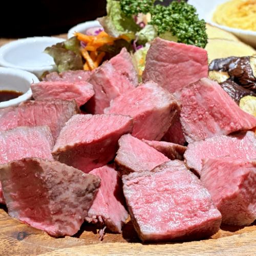 Oita Prefecture-produced Oita Wagyu lean meat