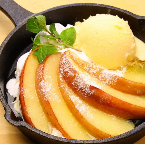 Grilled apple ~ with vanilla ice cream ~