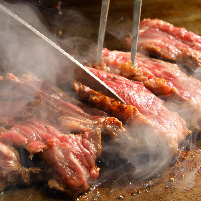 You can enjoy BBQ with a special steak from a teppanyaki specialty store♪
