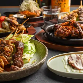 当日OK！からたまに国産鶏串焼き！生も2ｈ飲み放題《●-トリタマ-●》卵×チーズ焼♪全8品4000円