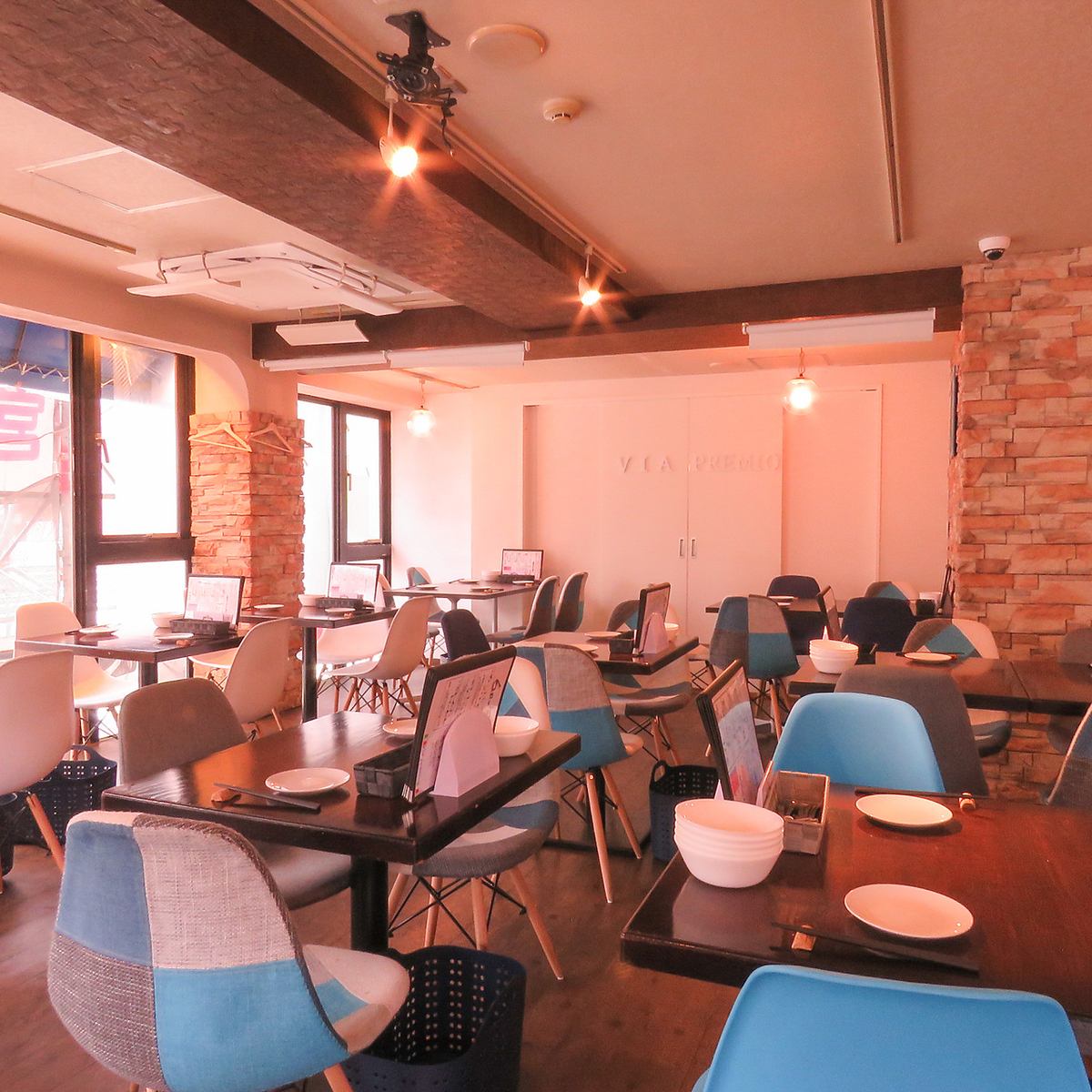 オシャレな店内でゆっくりとお過ごしいただけます。
