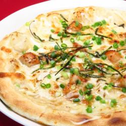Teriyaki mayo chicken pizza