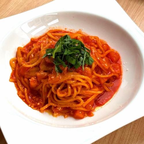 夏トマトのポモドーロ生パスタ