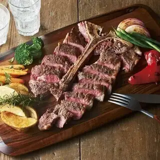 ★☆国産プレミアム熟成Tボーンステーキ500gコース★☆ ※+1500円で飲み放題のご注文も可能です