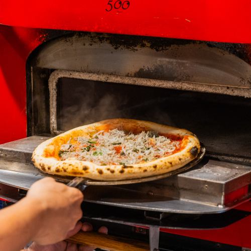 ピザ窯で焼く本格絶品ピザ