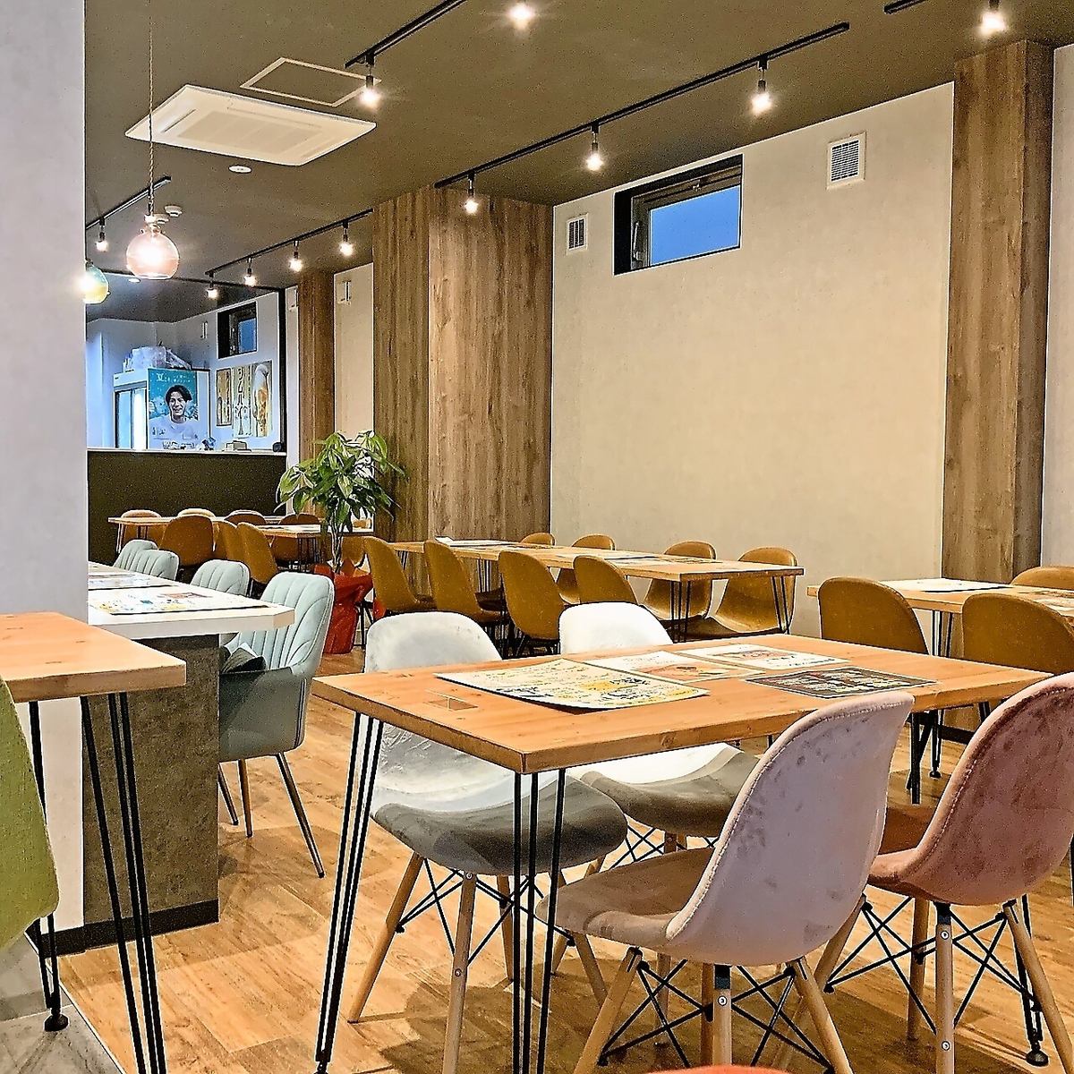 Private reservations available for 20 people or more! Great value courses with 2 hours of all-you-can-drink starting from 4,000 yen!