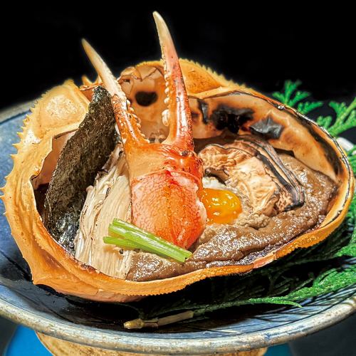 Grilled crab shell with crab roe