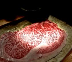 Specialty Ohanayaki: Extra large melt-in-your-mouth Omi beef rib roast