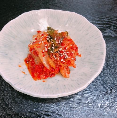 Directly from Tsuruhashi! Spicy kimchi