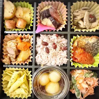 【テイクアウト】＜オードブル・選べるお弁当＞豪華パーティーパック♪4名様以上/3000円(税込)～