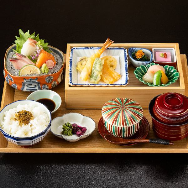 ■"Katsusakizen" is limited to the first 30 people on weekdays and comes with "seasonal dessert" and "coffee."