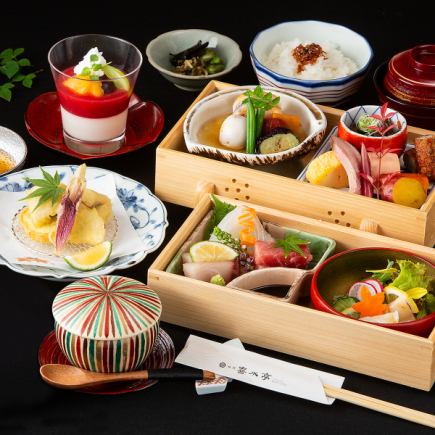 ■낮 연회·송년회에 “이토시마 닭 물 밥 붙이! 음료 무제한 코스(8품)” 8000엔