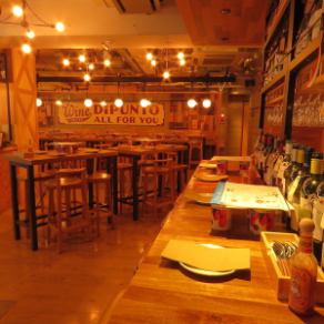 The table is also popular with couples ♪ How about a quick drink on your way home from work?