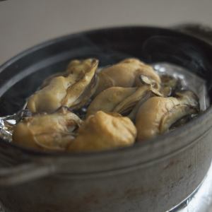 Instant smoked oysters from Setouchi