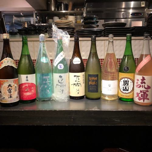 [You can enjoy a wide variety of Japanese sake, including those from the Sawaken chain♪]