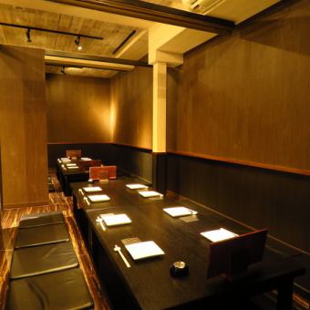 It is possible to accommodate up to 22 seats by removing the digging tatatsu partition.If you have a drinking party with friends, how about a digging tatami seat that can stretch your legs easily? Talk with friends with authentic grilled chicken, sashimi and sake will definitely be exciting ☆ Return to work / friends / synchronized colleagues / second party ♪ * Depending on the reservation status, there may be cases where it is not possible to meet the request for a seat on the day.Please understand