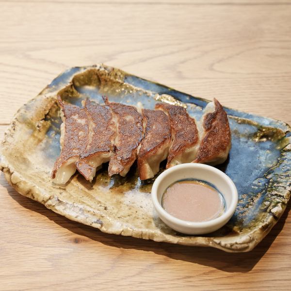 【神戸味噌ダレ　焼き餃子】