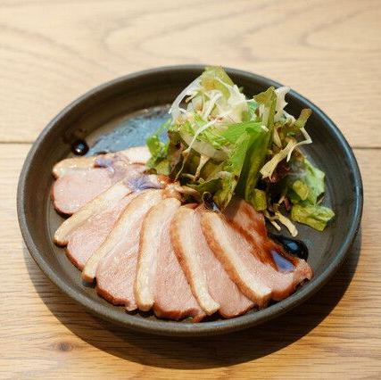 鴨ローススモークバルサミコソース/Smoked Duck Breast Balsamic Sauce
