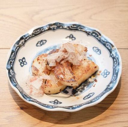 烤日本山药配高汤和酱油