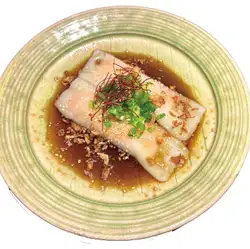 海老のもちもち蒸し春巻き（腸粉）